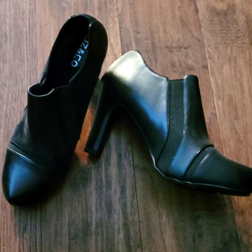 Liz & Co short boots